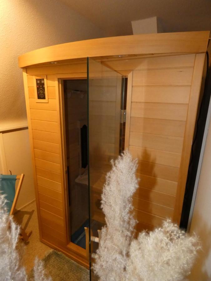 Ferienwohnung Am Schloss Reuterstadt Stavenhagen Exteriör bild